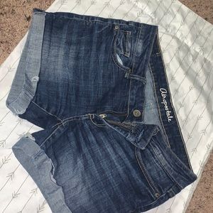 swelling shorts they are nice and stretchy